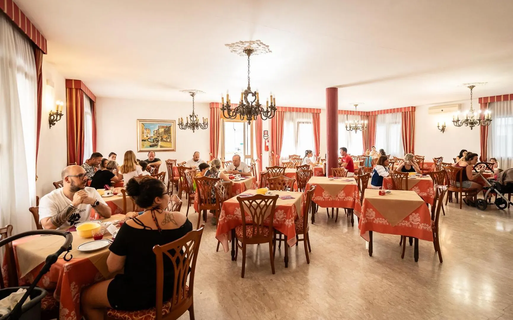 ***  Easy Hotel Meryon Sottomarina Italien